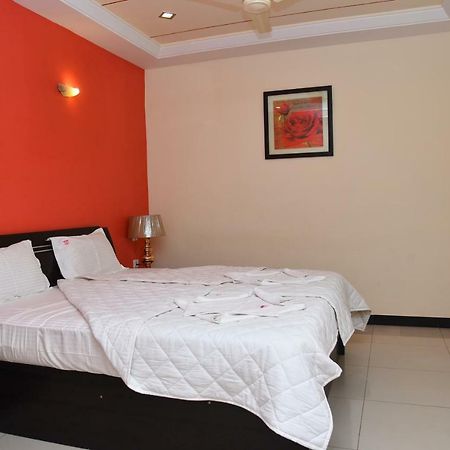 Hotel Subhalakshmi Palace Karaikkudi Ngoại thất bức ảnh