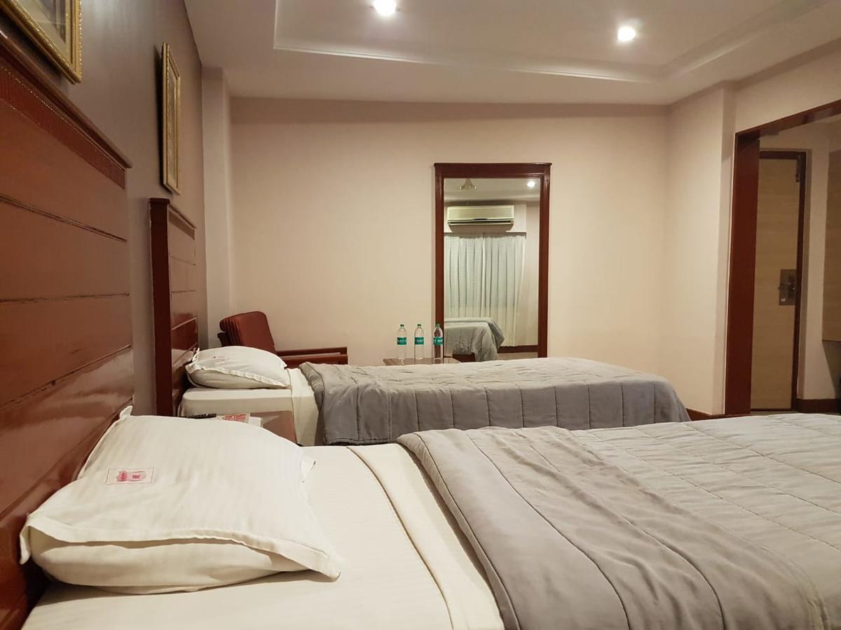 Hotel Subhalakshmi Palace Karaikkudi Ngoại thất bức ảnh