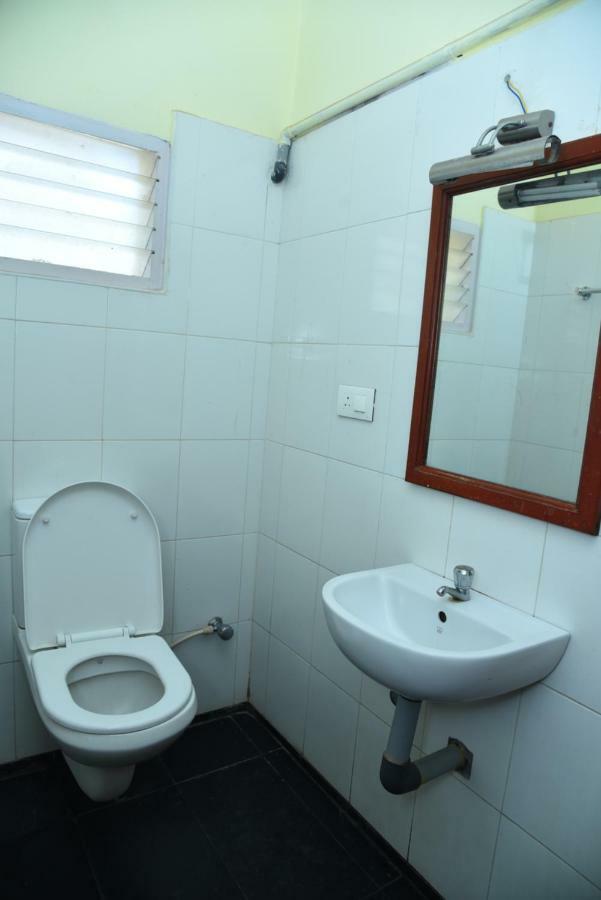 Hotel Subhalakshmi Palace Karaikkudi Ngoại thất bức ảnh