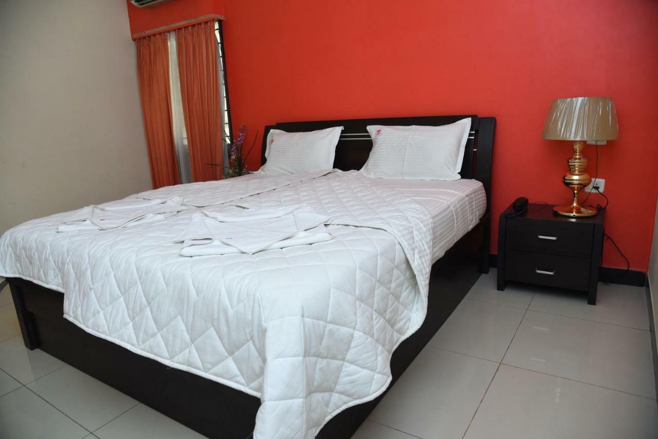 Hotel Subhalakshmi Palace Karaikkudi Ngoại thất bức ảnh