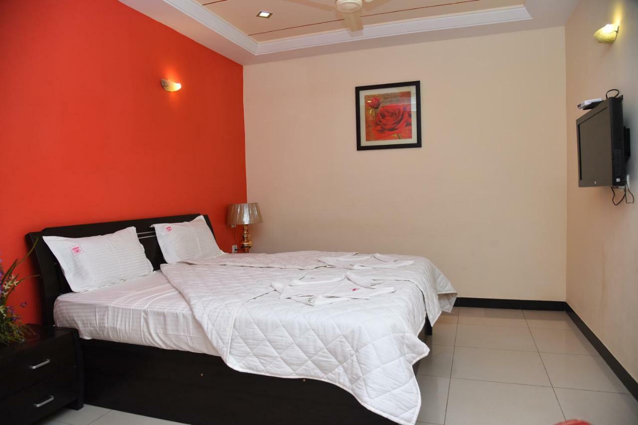 Hotel Subhalakshmi Palace Karaikkudi Ngoại thất bức ảnh