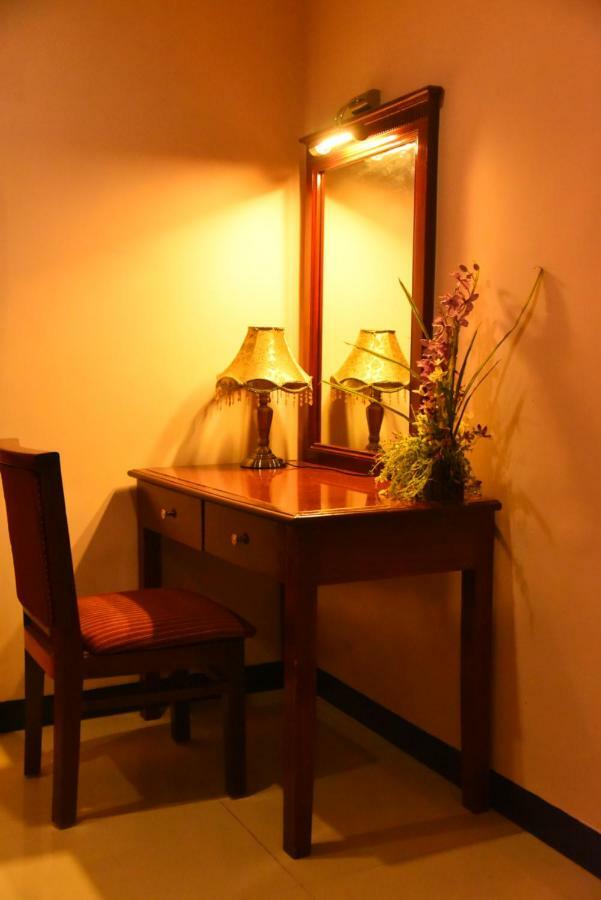 Hotel Subhalakshmi Palace Karaikkudi Ngoại thất bức ảnh